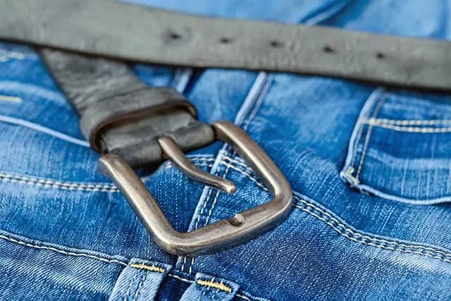 Comment Choisir le Bon Jean pour Chaque Silhouette Masculine