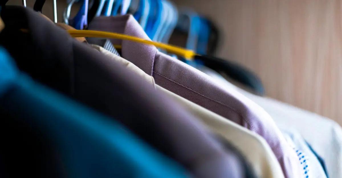 Les essentiels pour un dressing homme réussi toute l'année