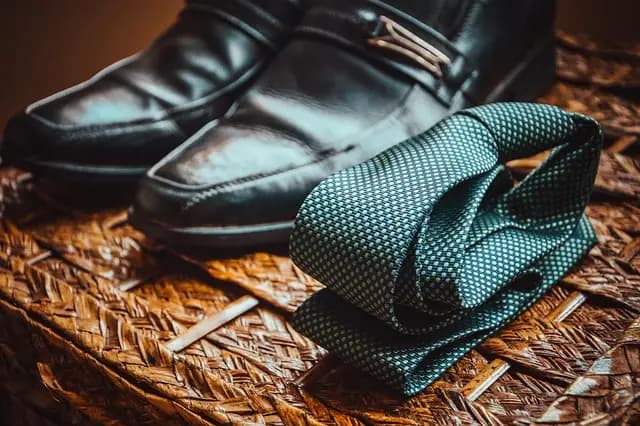 Les 5 Éléments Clés d'un Dressing Homme Réussi