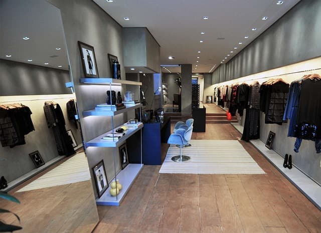 Comment Choisir les Meilleurs Vêtements de Luxe pour Homme